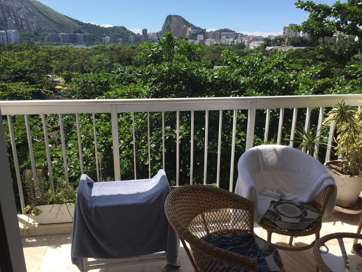 Acomodação com café da manhã  Afranio Melo Franco Rio de Janeiro